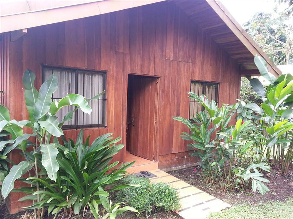 Cabinas La Catarata La Fortuna Luaran gambar